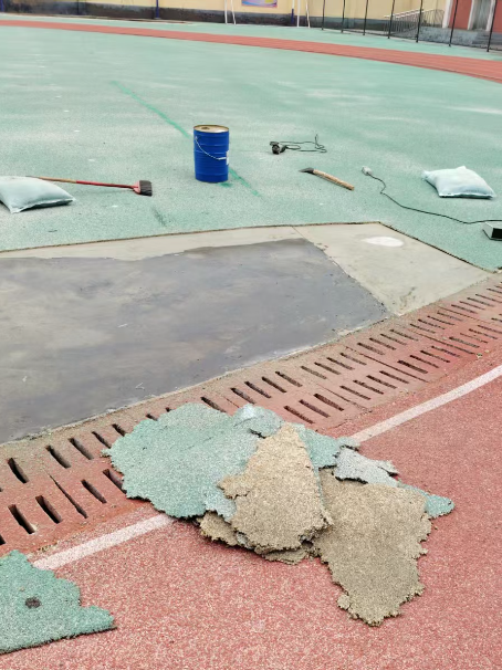 日喀则球场翻新维修补、球场翻新修补改造